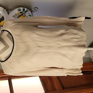 Loft sz medium cream and black sweater WT198